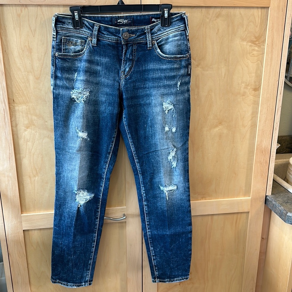 Silver Boyfriend Ankle Jeans. 27 x 25